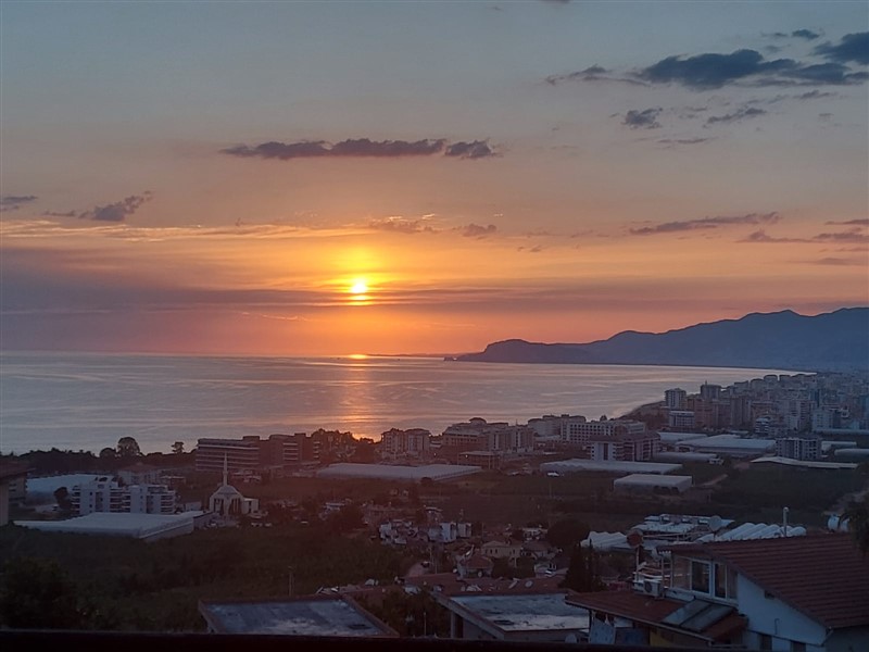 Вилла 2+1 с видом на море и крепость, 100 м2. Каргыджак, Алания. фото 3