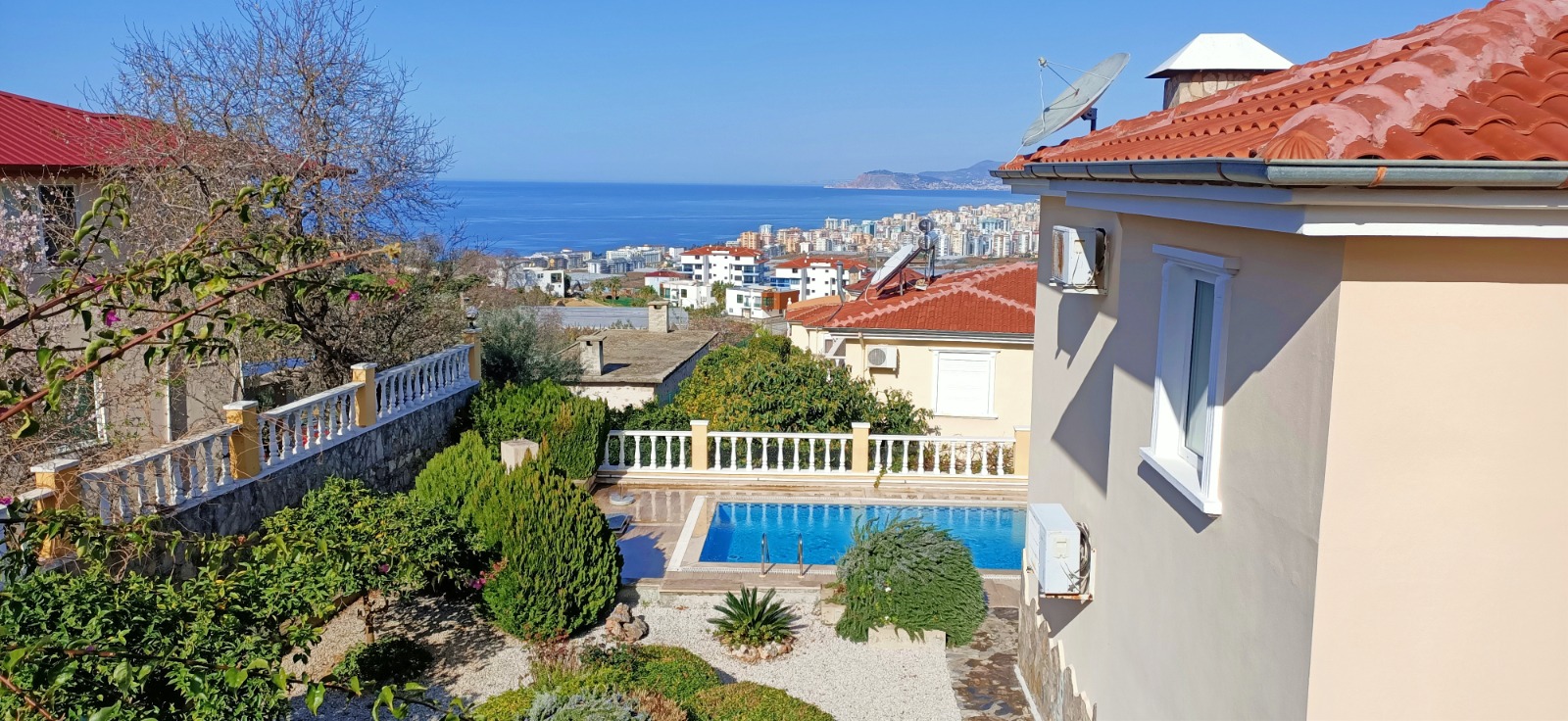 Отдельная меблированная вилла 3+1 с бассейном в Каргыджаке, 605 м2 фото 5