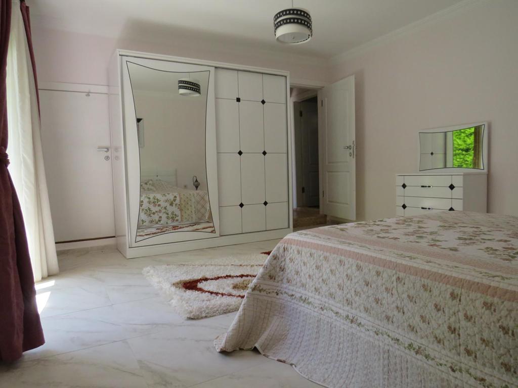 Вилла 2+1 с мебелью в районе Каргыджак, 100 м2 фото 9