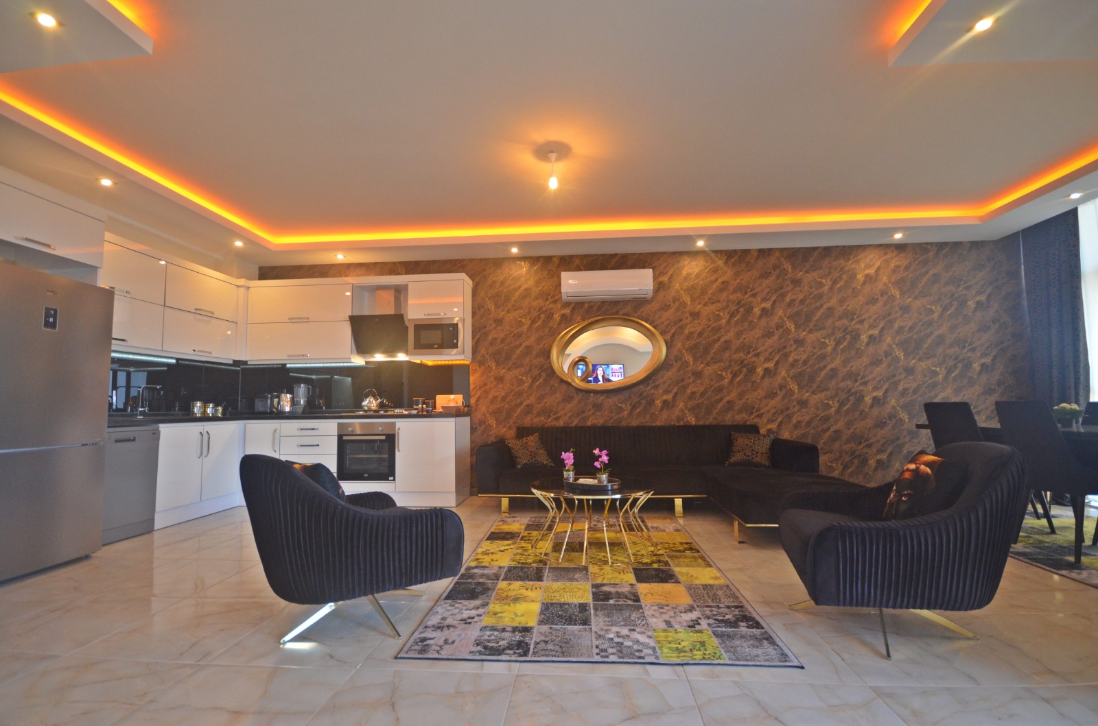 Две квартиры 2+1 в элитном новом комплексе в Махмутларе, 100 м2. фото 6