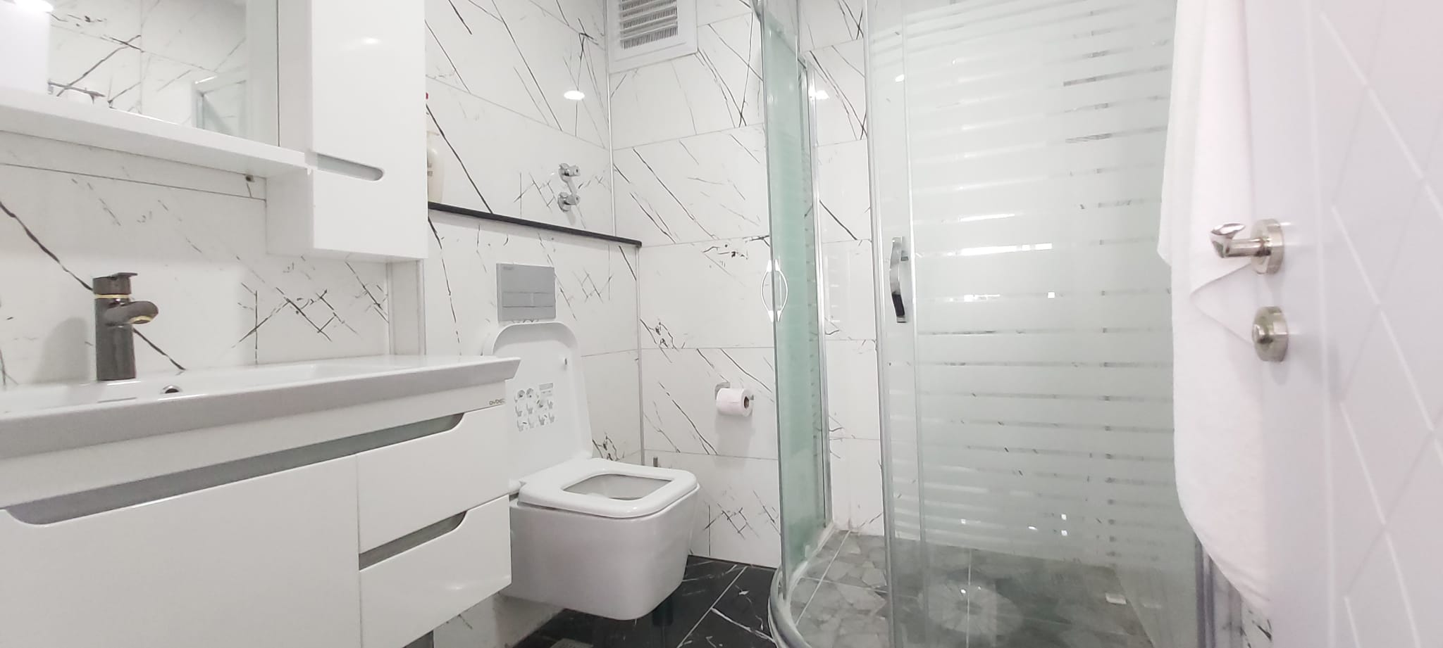 Апартаменты 3+1 с мебелью в центре Махмутлара, 180 м2 фото 12