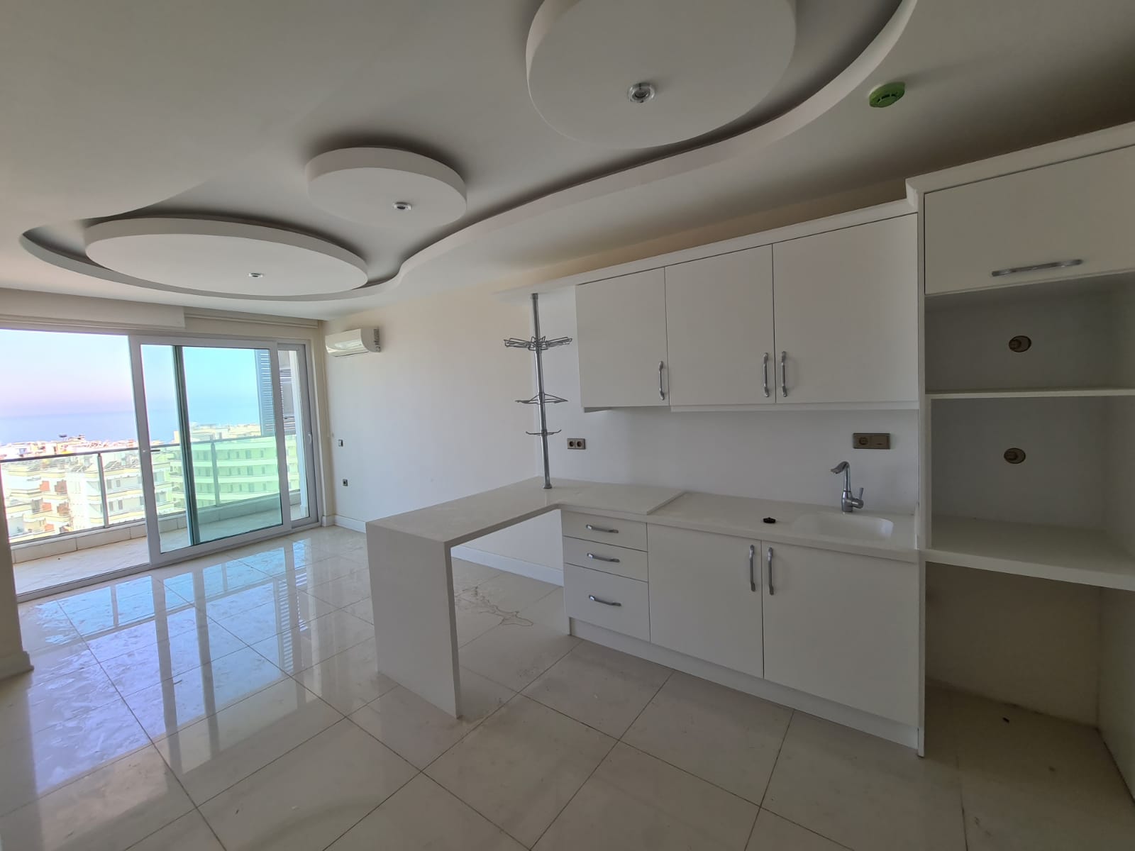 Двухкомнатная квартира с видом на море, 60 м2 фото 11