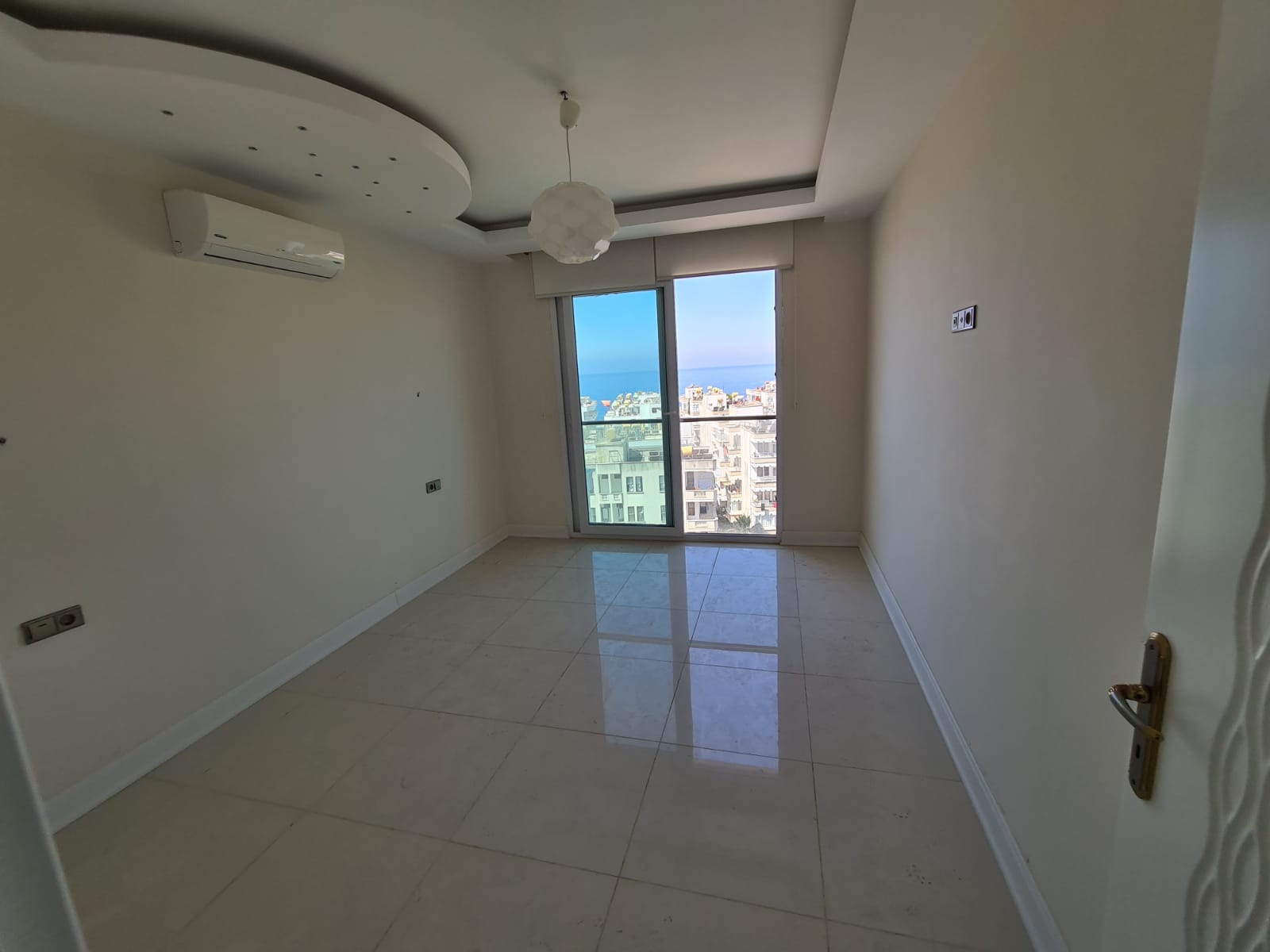 Двухкомнатная квартира с видом на море, 60 м2 фото 14