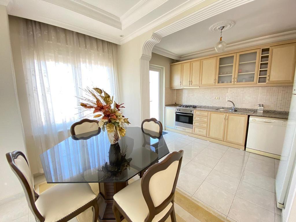 Меблированный дублекс планировки 3+1, 160 м2 с видом на море, район Махмутлар, Аланья фото 16