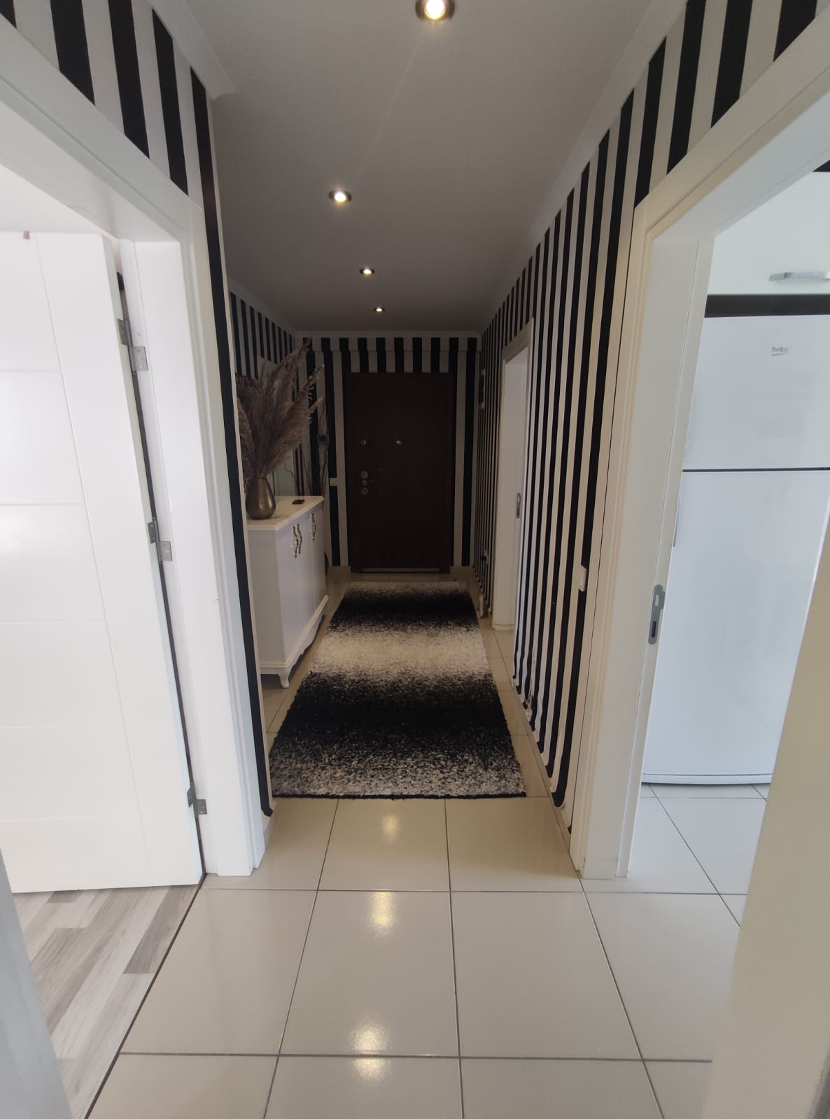 Апартаменты планировки 2+1, 120 м2 с отдельной кухней в центральной части города Аланья фото 3