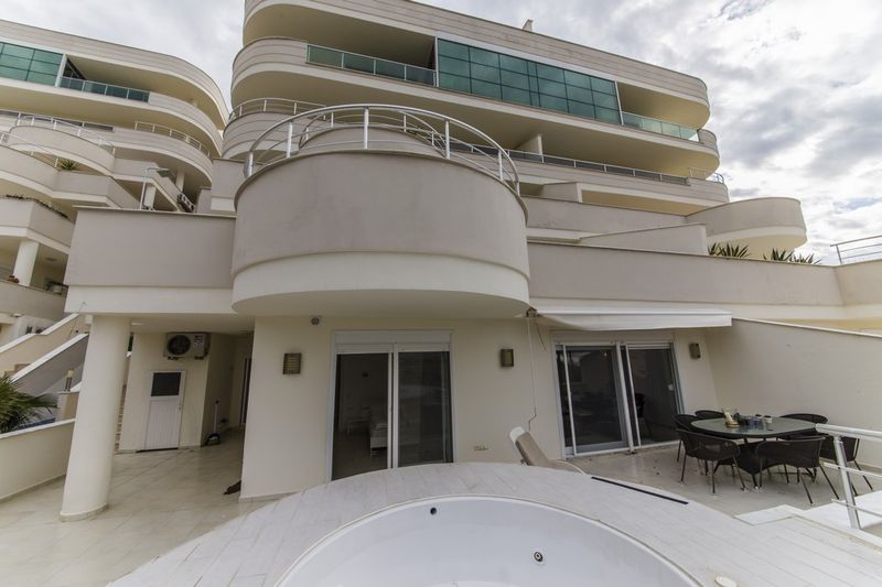 Просторные апартаменты 2+1 с панорамным видом на средиземное море в Махмутларе, 110м2. фото 24