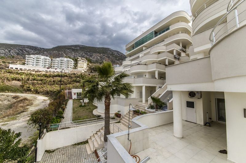 Просторные апартаменты 2+1 с панорамным видом на средиземное море в Махмутларе, 110м2. фото 26