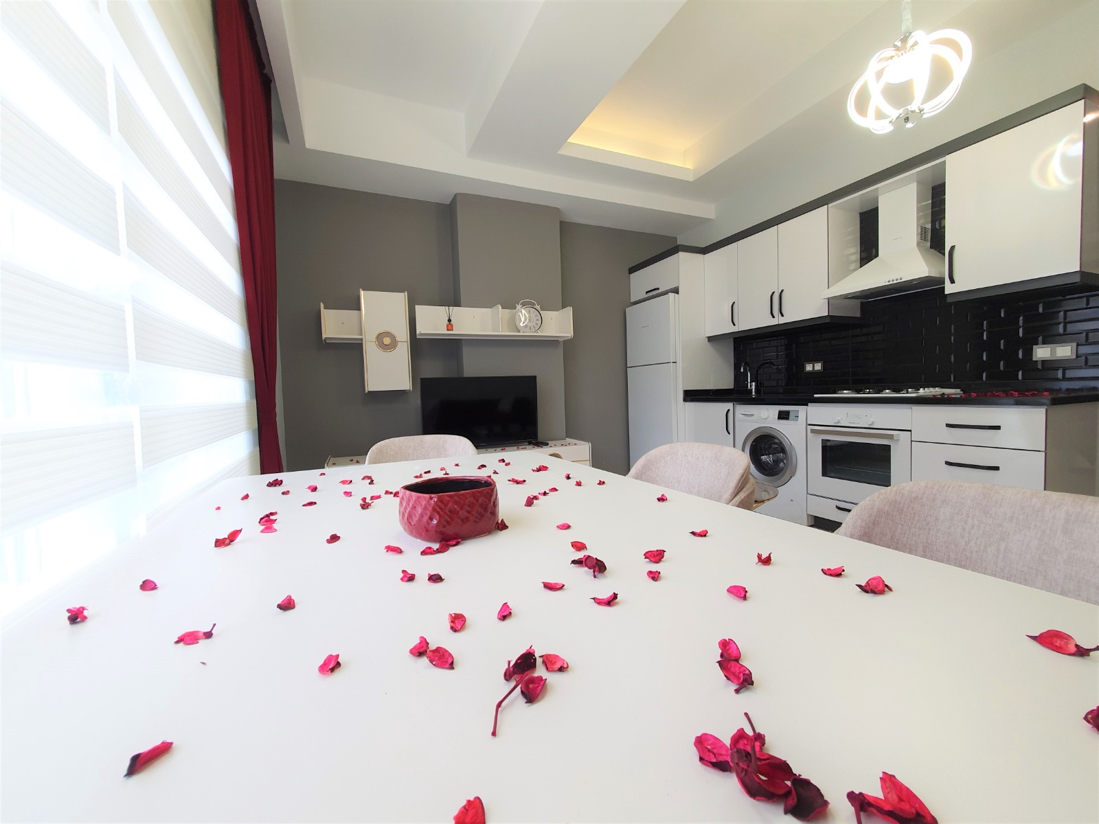 Две квартиры 1+1 в новом комплексе, 50м2 фото 4