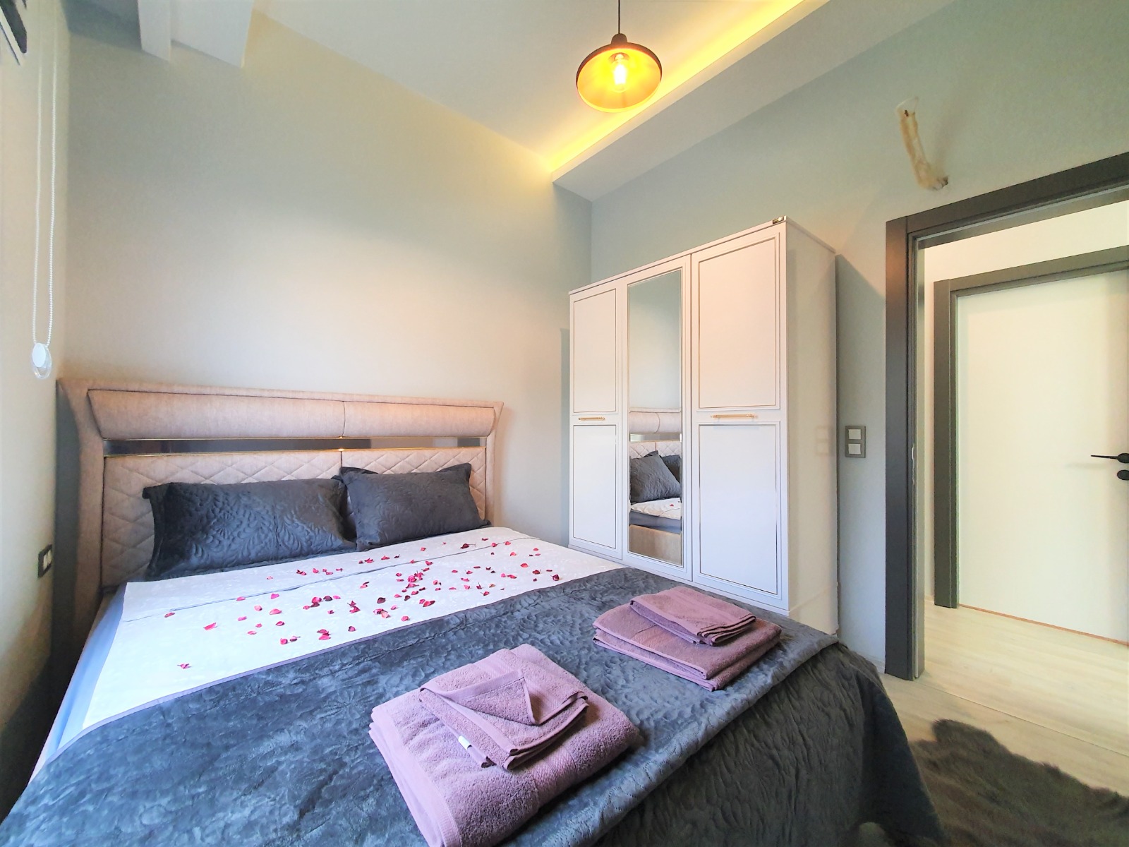 Две квартиры 1+1 в новом комплексе, 50м2 фото 5