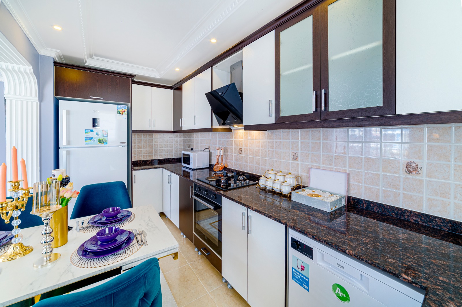 Трехкомнатная квартира с новой мебелью и боковым видом на море на ул.Барбаросса , 115м2 фото 14