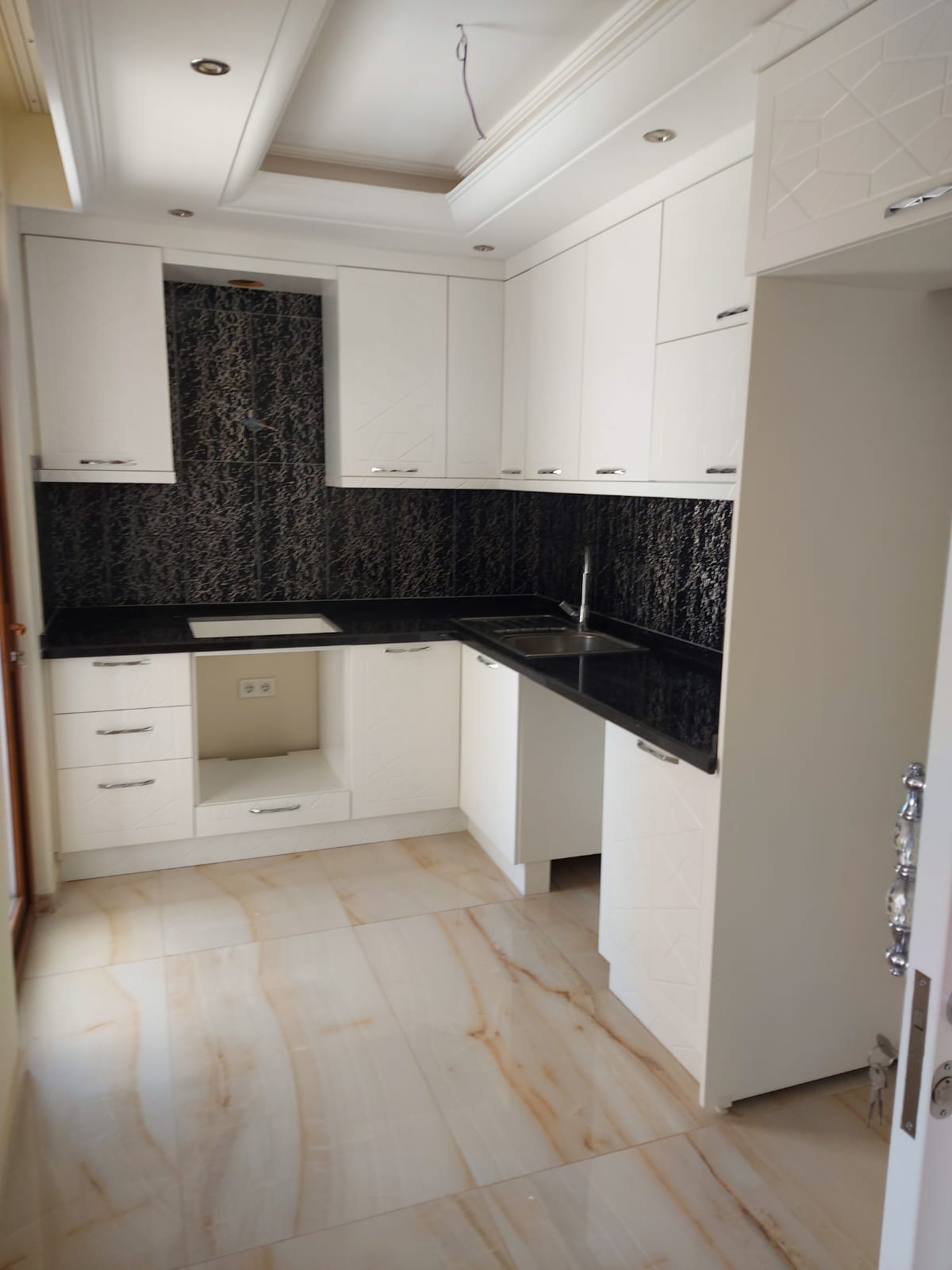 Квартира 3+1 с красивыми видами в центре Махмутлара, 135 м2 фото 4