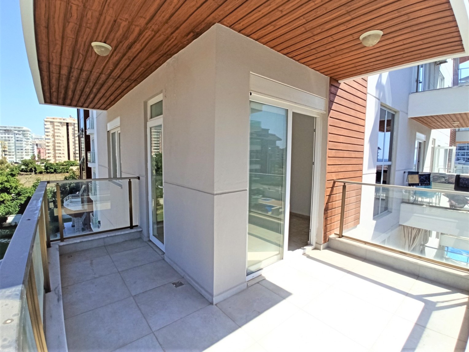 Квартира 1+1 с видом на море в районе Кестель, 58 м2 фото 10