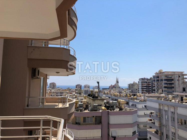 Просторные апартаменты 2+1 в отличном комплексе на ул. Ататурка в Махмутларе, 120 м2. фото 1