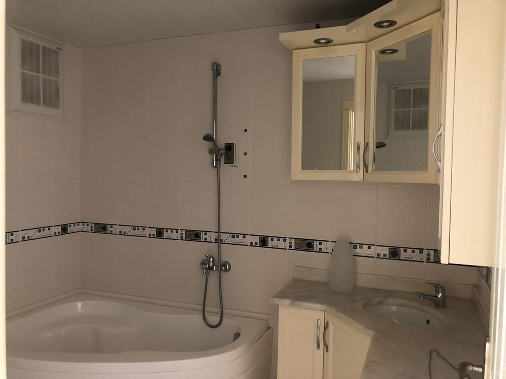 Просторные апартаменты 2+1 в отличном комплексе на ул. Ататурка в Махмутларе, 120 м2. фото 10