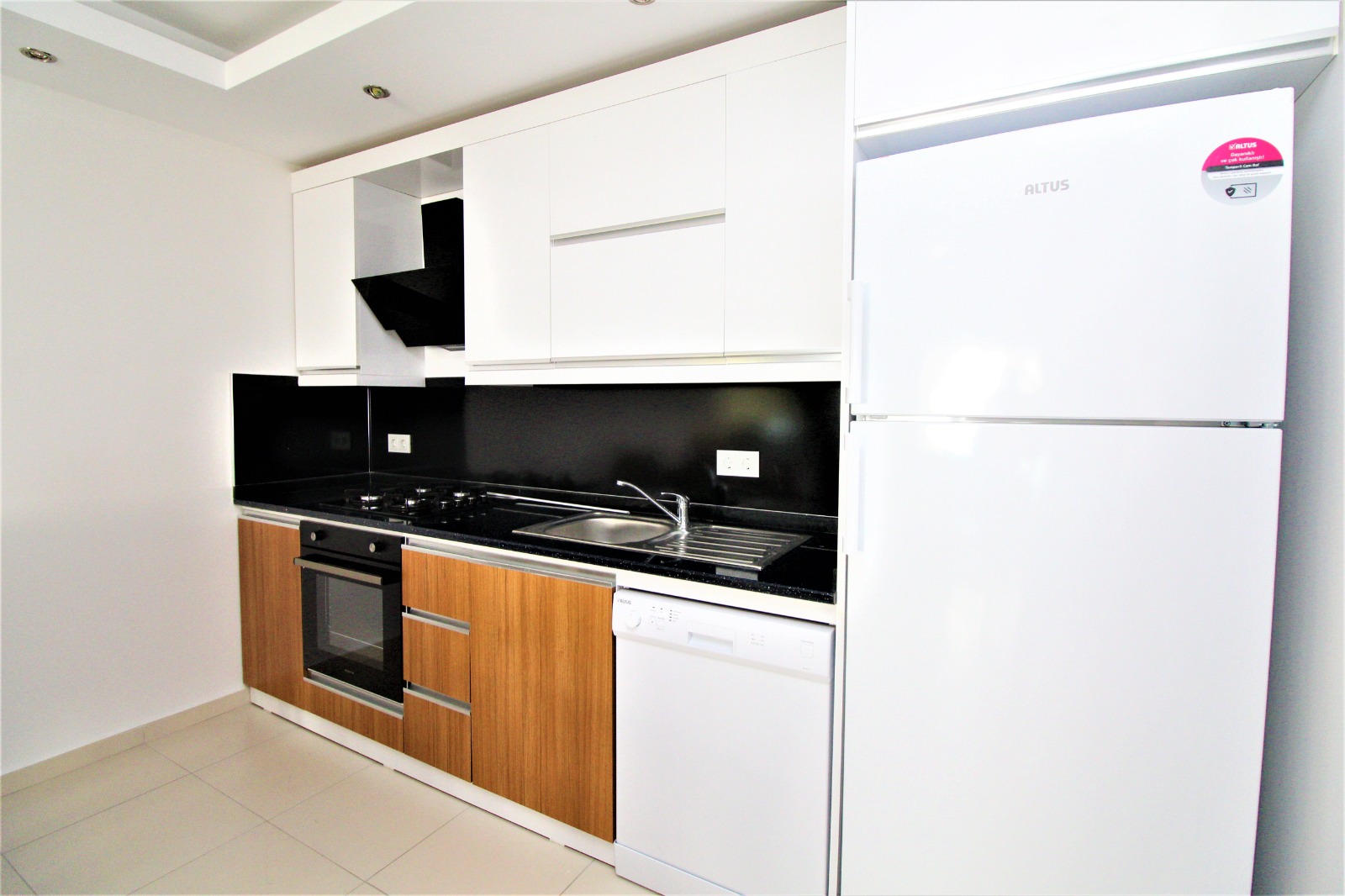 Квартира 1+1 с мебелью в 600 метрах от моря в Махмутларе, 70 м2. фото 15