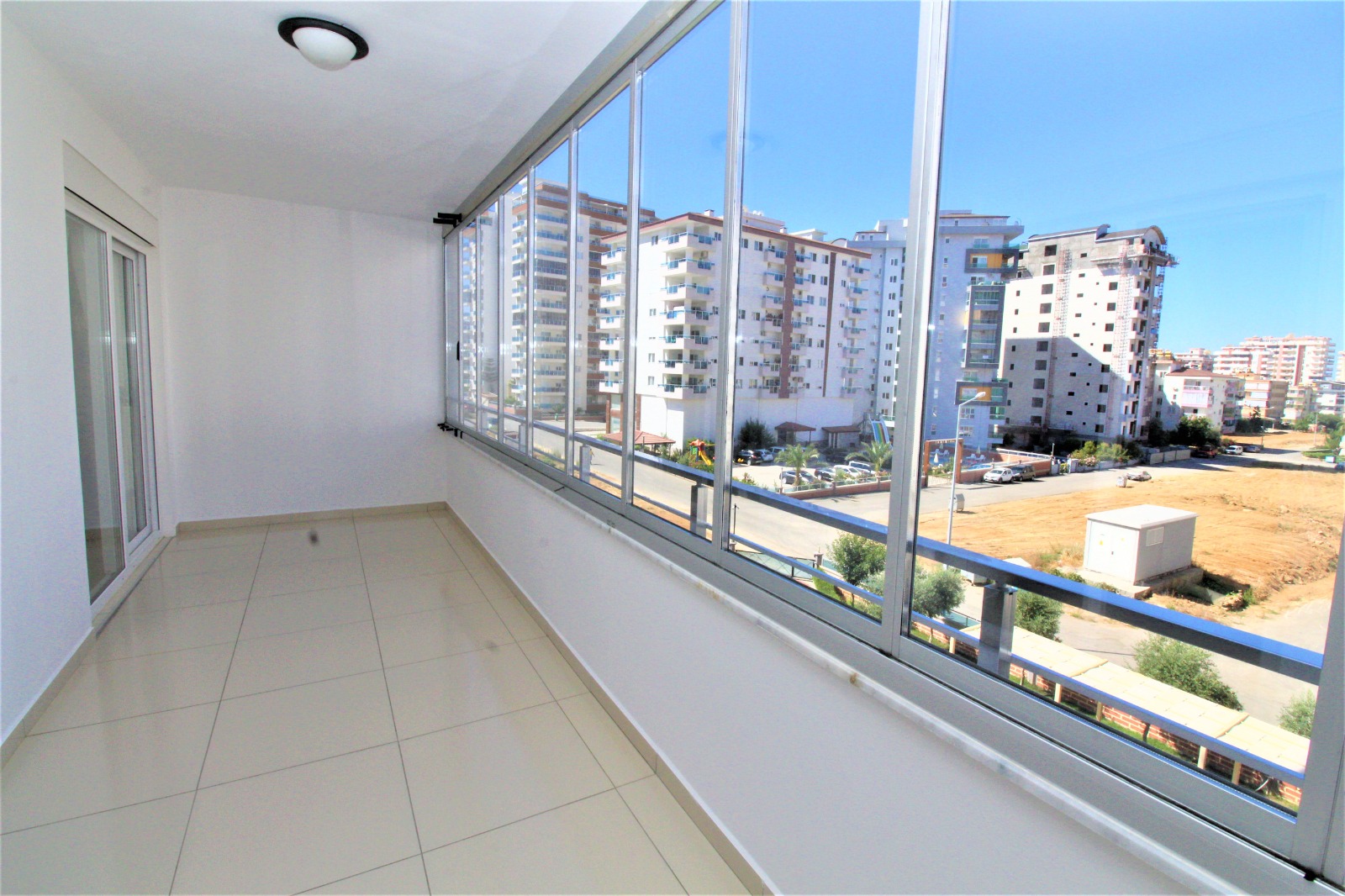 Apartment layout 1+1 with furniture in Mahmutlar, 77m2 фото 13