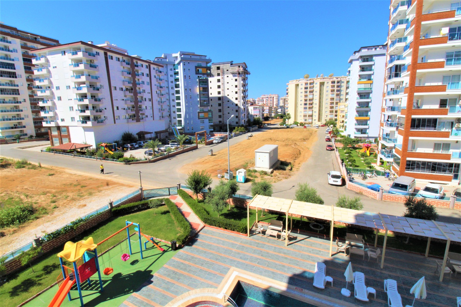 Apartment layout 1+1 with furniture in Mahmutlar, 77m2 фото 20