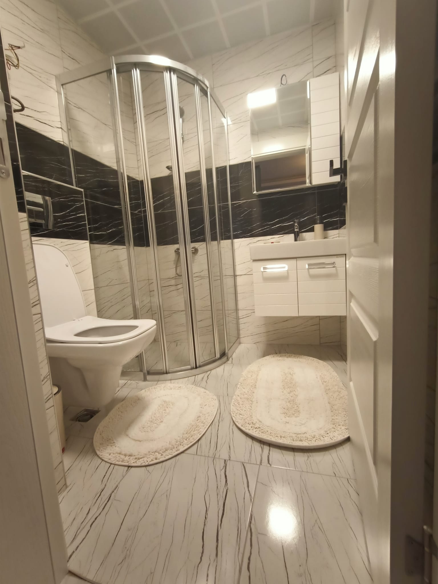 Две квартиры 1+1 в новом комплексе, 55 м2. Махмутлар, Алания. фото 44