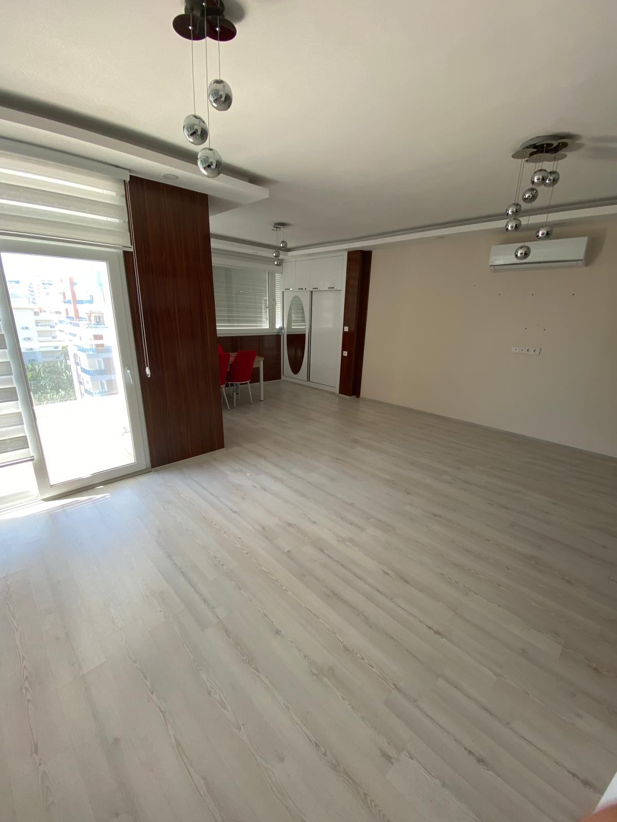 Большая квартира 1+1 с видом на море в Махмутларе, 90 м2 фото 5