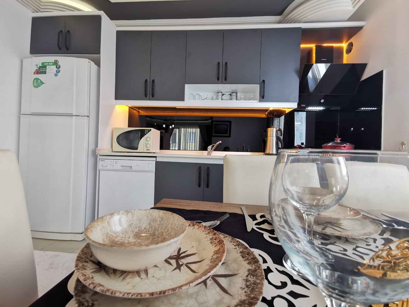 Меблированная трехкомнатная квартира в Махмутларе, 130 м2 фото 6