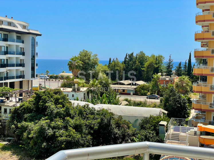 Отличная просторная квартира 2+1 с видом на море в Махмутларе, 125 м2. фото 1