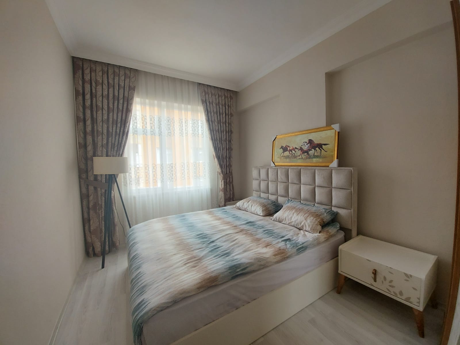 Трехкомнатная квартира с ремонтом на ул. Барбаросса в Махмутларе, 100 м2 фото 3