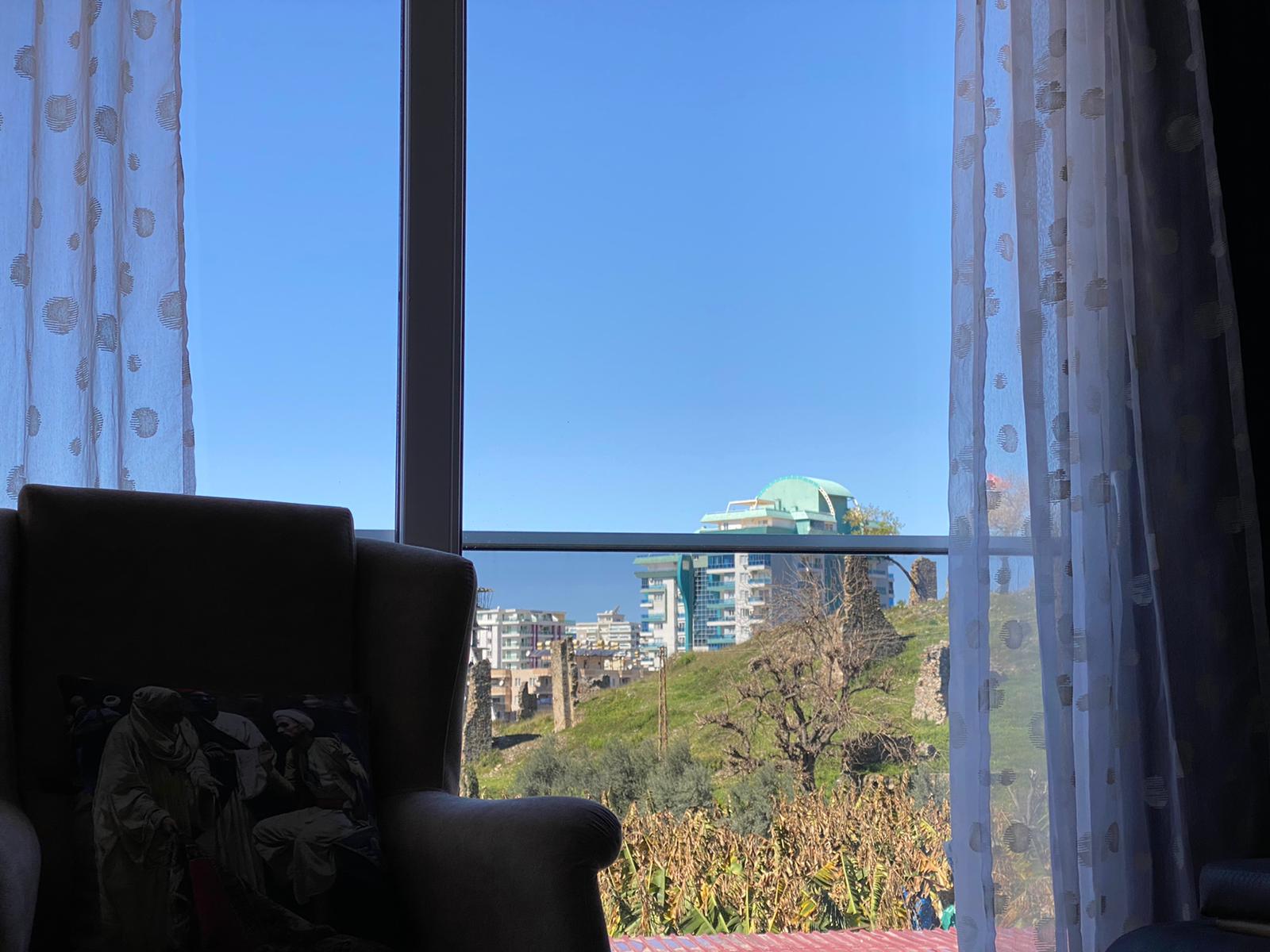 Двухкомнатная квартира с видом на старый город Наула в Махмутларе, 50 м2 фото 15