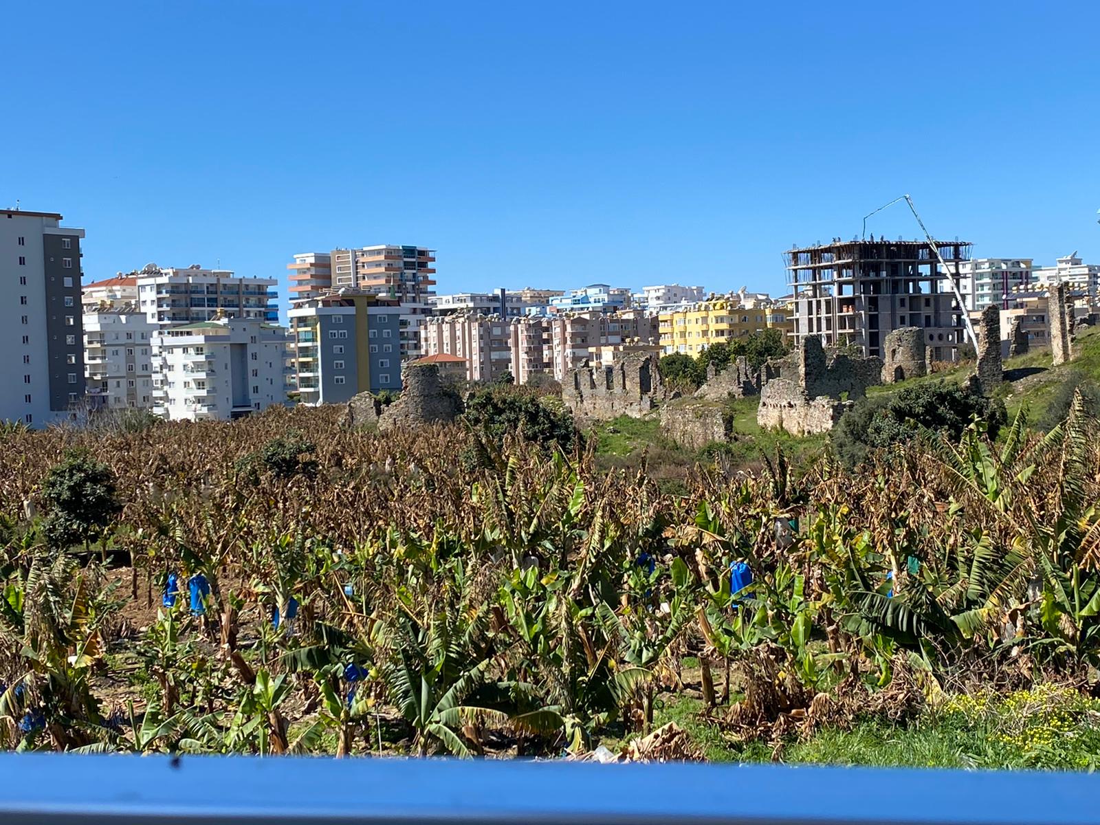 Двухкомнатная квартира с видом на старый город Наула в Махмутларе, 50 м2 фото 17