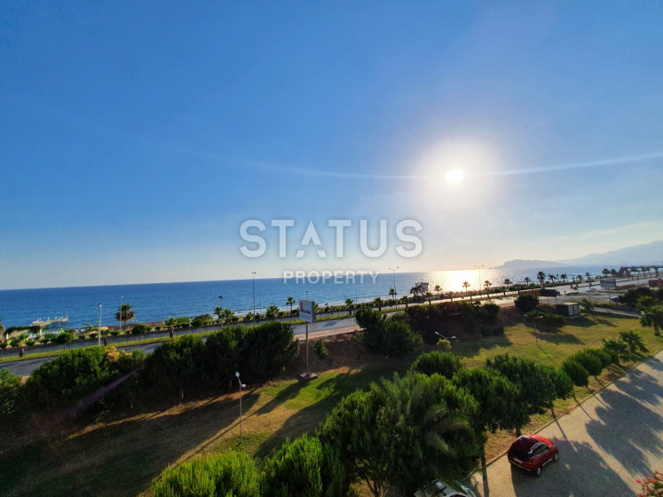 Трехкомнатная квартира с мебелью и с видом на море, 120 м2 фото 1