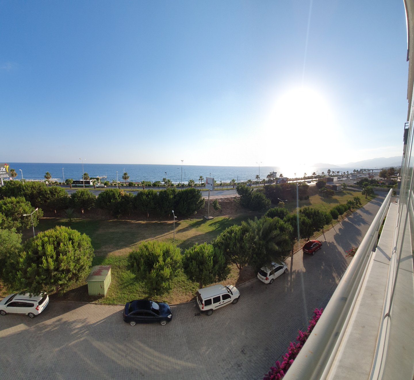 Three-room apartment with furniture and sea view, 120 m2 фото 5