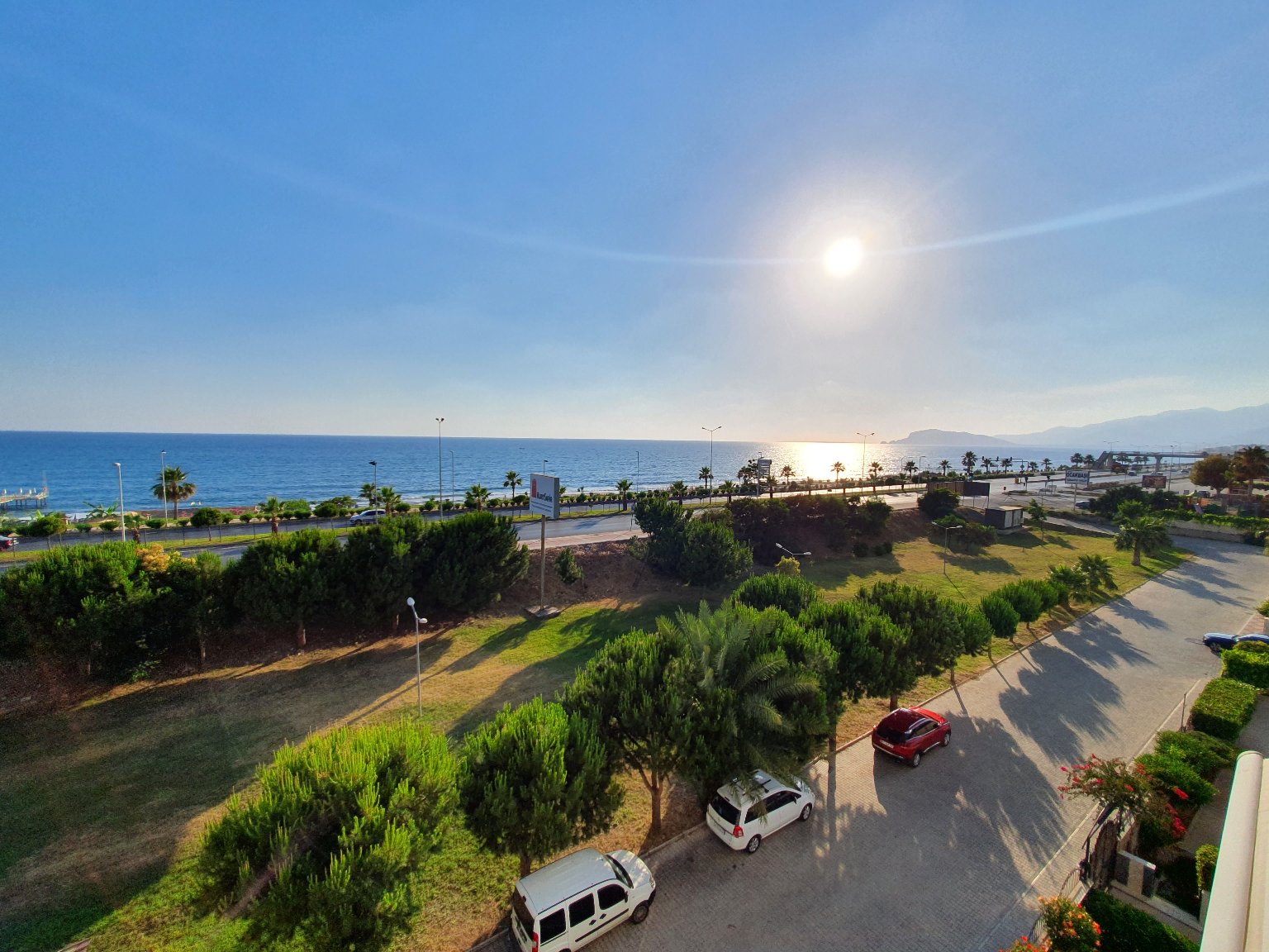 Three-room apartment with furniture and sea view, 120 m2 фото 6