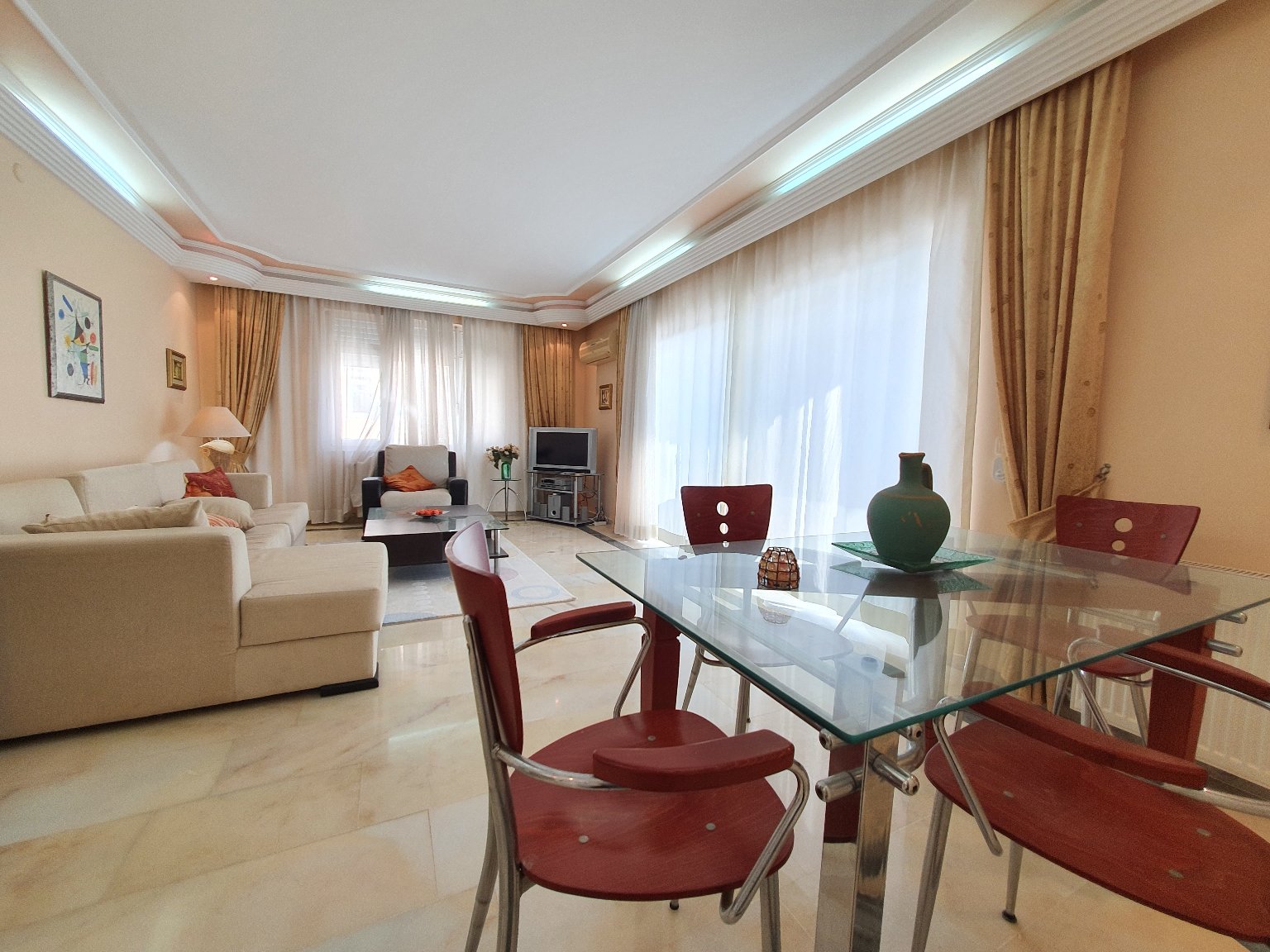Three-room apartment with furniture and sea view, 120 m2 фото 9