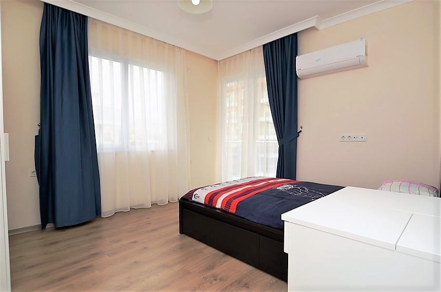 Spacious apartment 2+1 with a separate kitchen in a new building, just 300 meters from the beach in Mahmutlar, 115 m2. фото 15