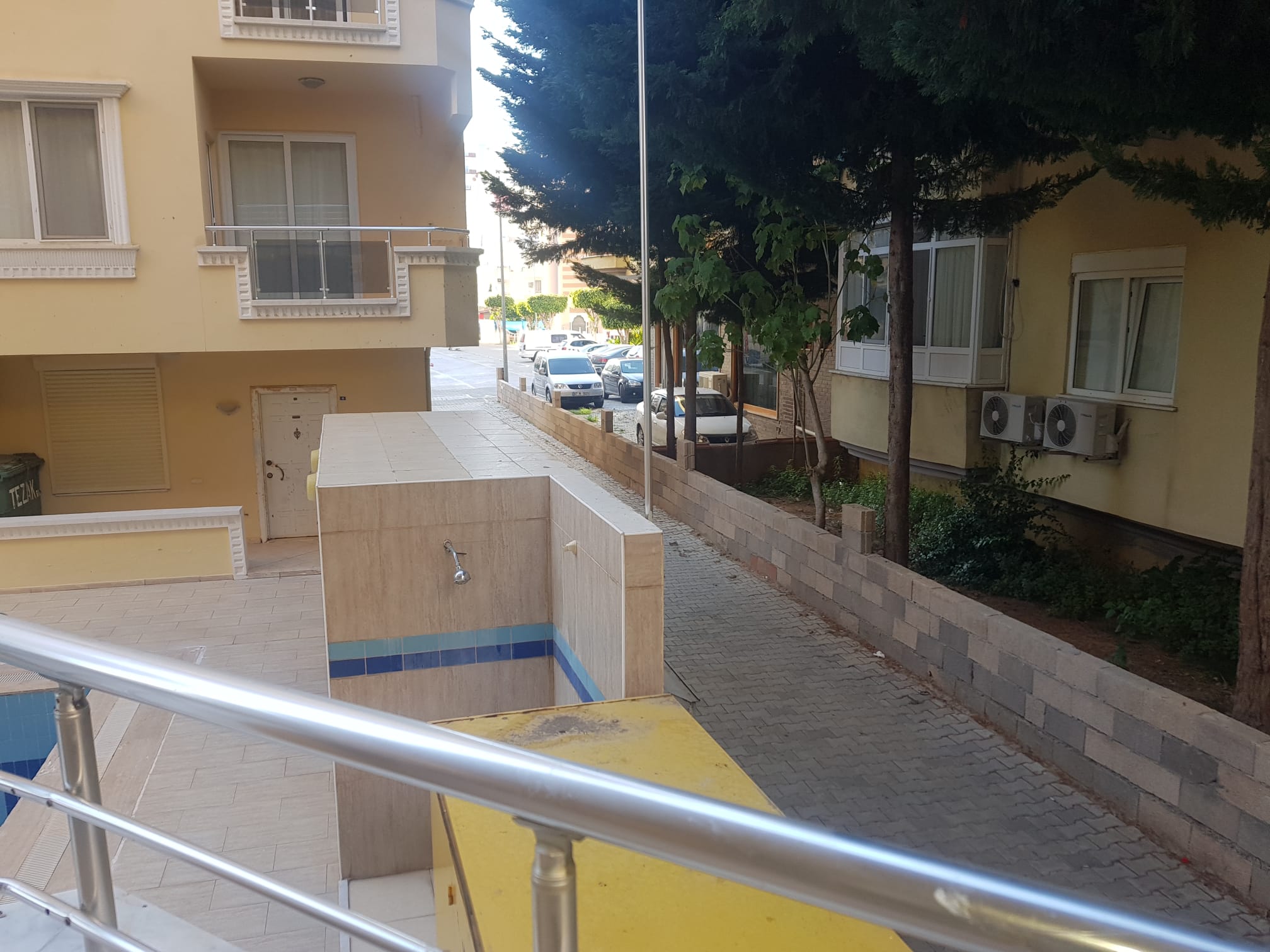 Spacious three-room apartment in a building with a swimming pool, 120 m2. Three minutes from the sea. Mahmutlar фото 3