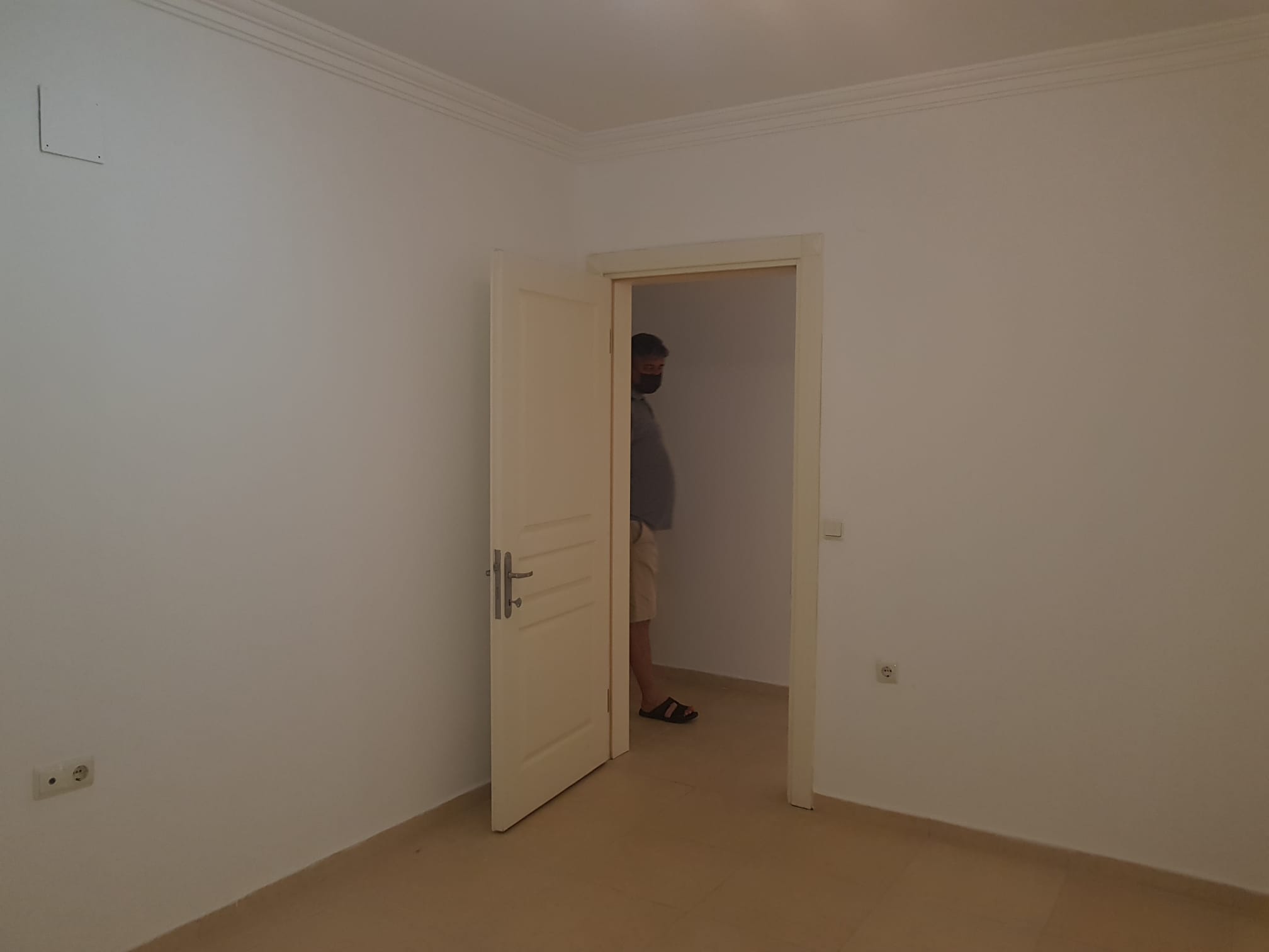 Spacious three-room apartment in a building with a swimming pool, 120 m2. Three minutes from the sea. Mahmutlar фото 15