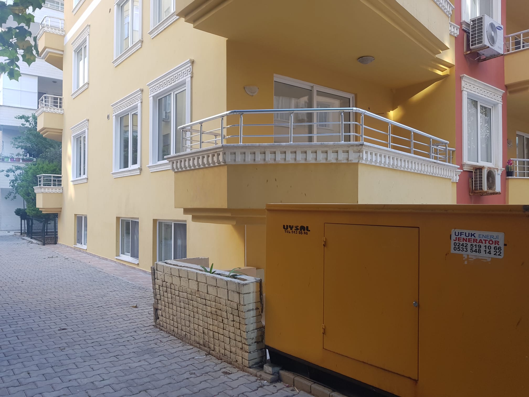 Spacious three-room apartment in a building with a swimming pool, 120 m2. Three minutes from the sea. Mahmutlar фото 25