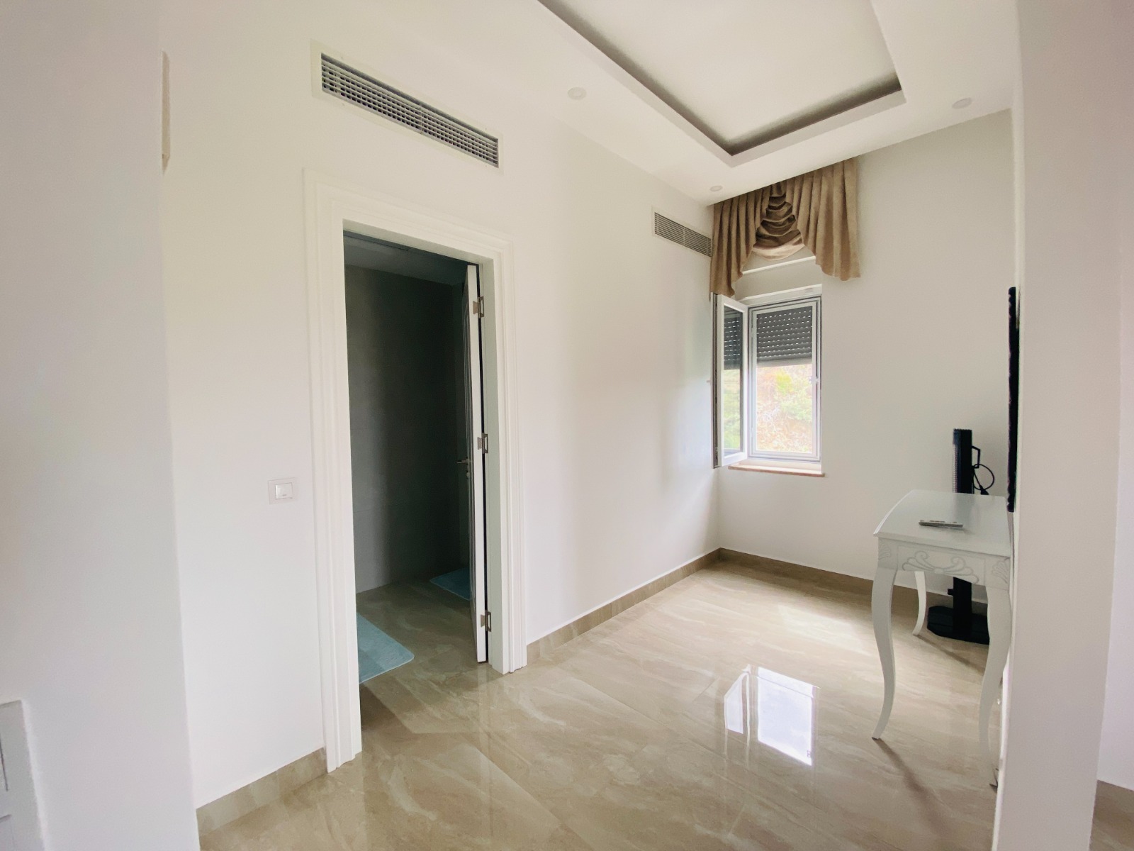 Вилла 3+1, с двумя террасами и видом на море в Каргыджаке, 250 кв.м. фото 28