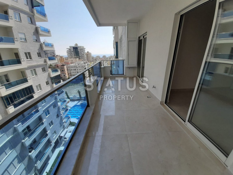 Шикарная квартира 2+1 в комплексе премиум класса возле моря в Махмутларе. 120 кв.м. фото 1