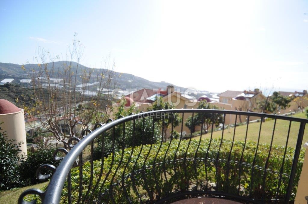 Apart-villa in a luxury complex in Kargicak фото 9