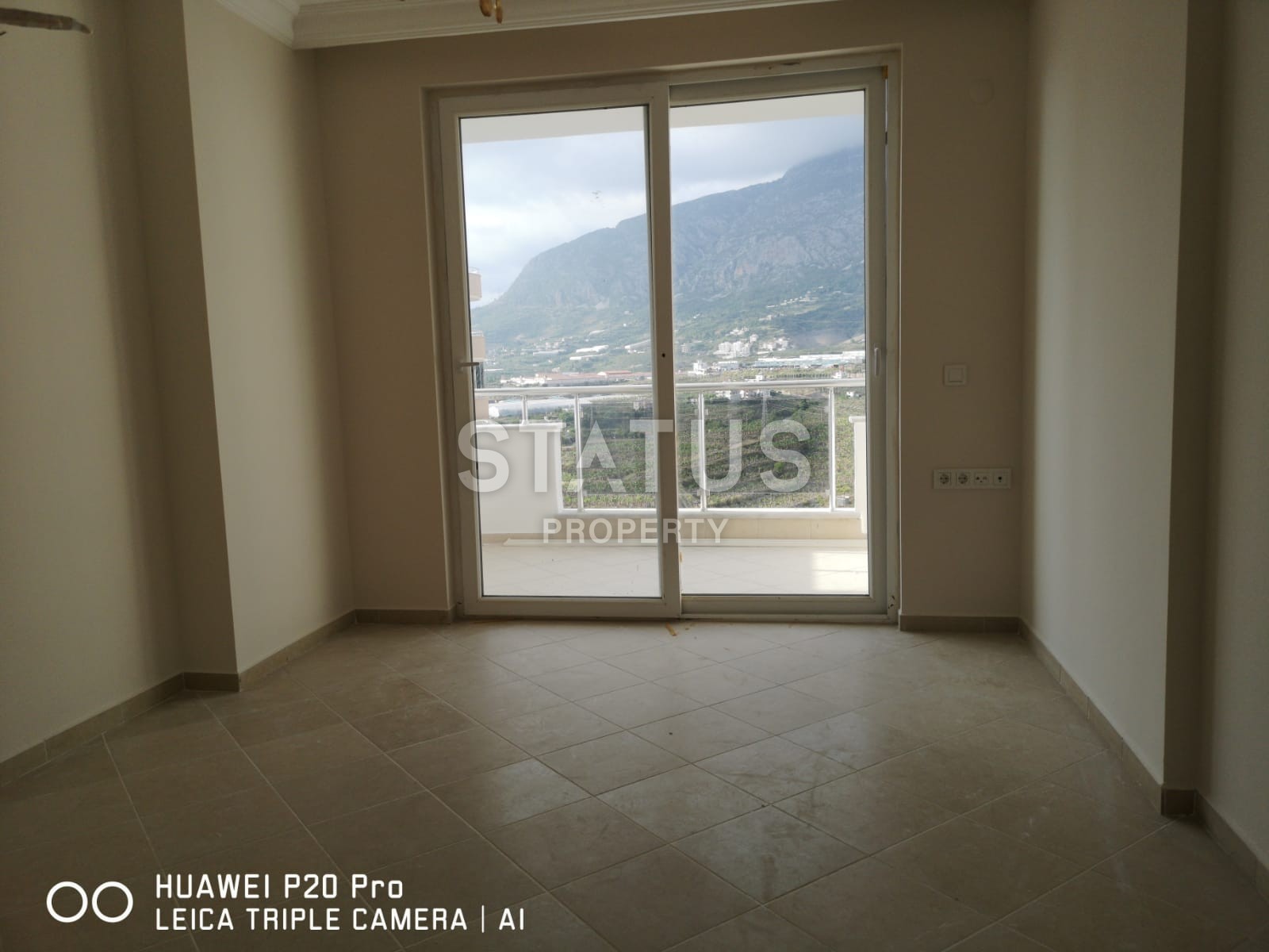 Трехкомнатная квартира с прекраснейшим видом на море и горы, 110 кв.м. фото 6