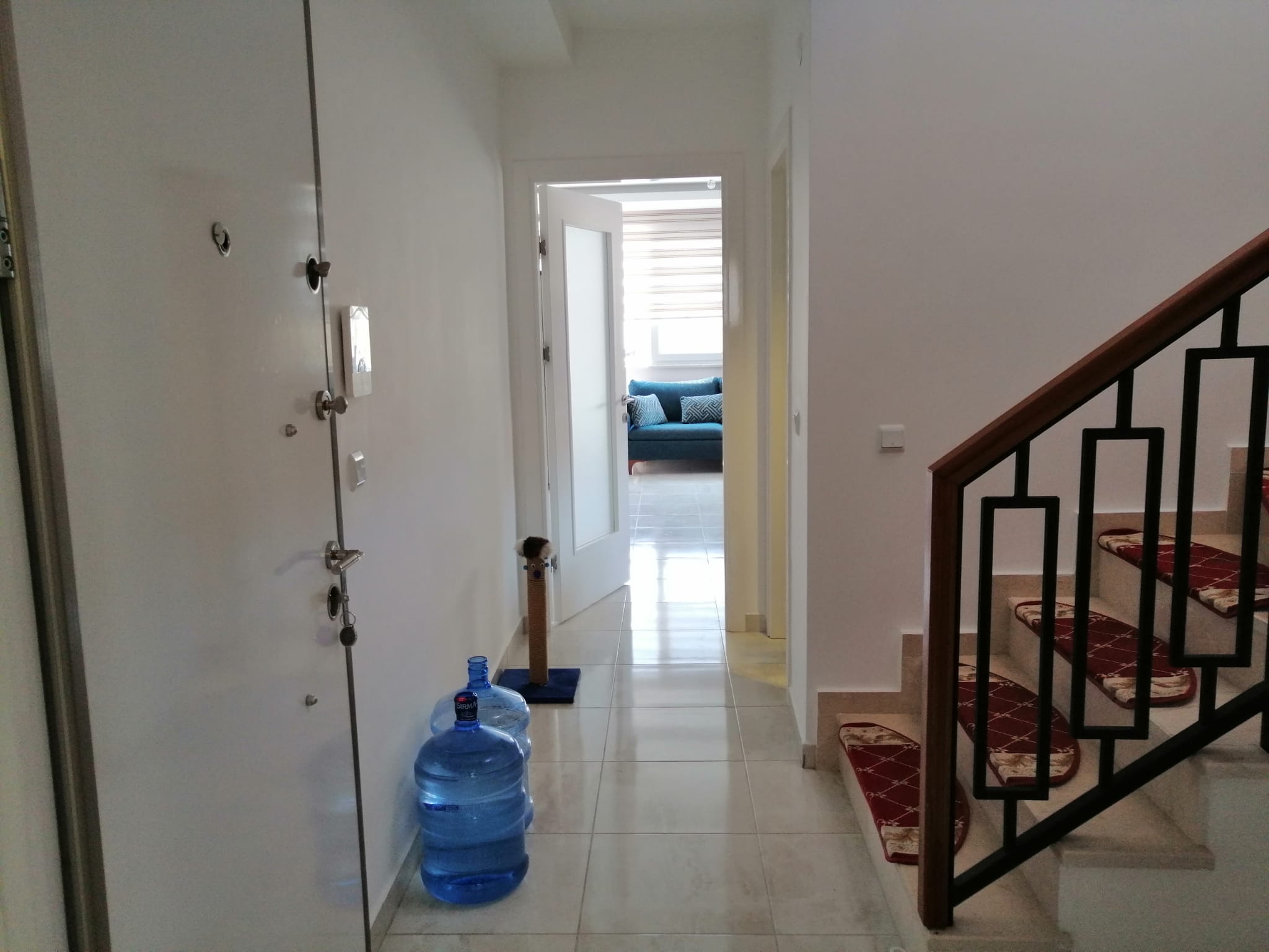 Двухуровневая квартира 3+1 с мебелью в районе пляжа Клеопатры, 130 м2. Центр. фото 13