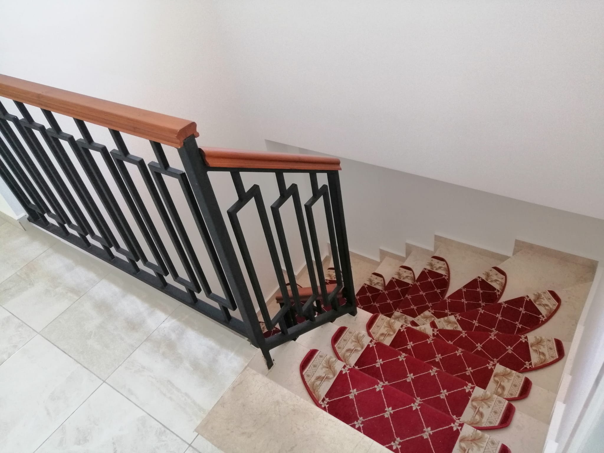 Двухуровневая квартира 3+1 с мебелью в районе пляжа Клеопатры, 130 м2. Центр. фото 15