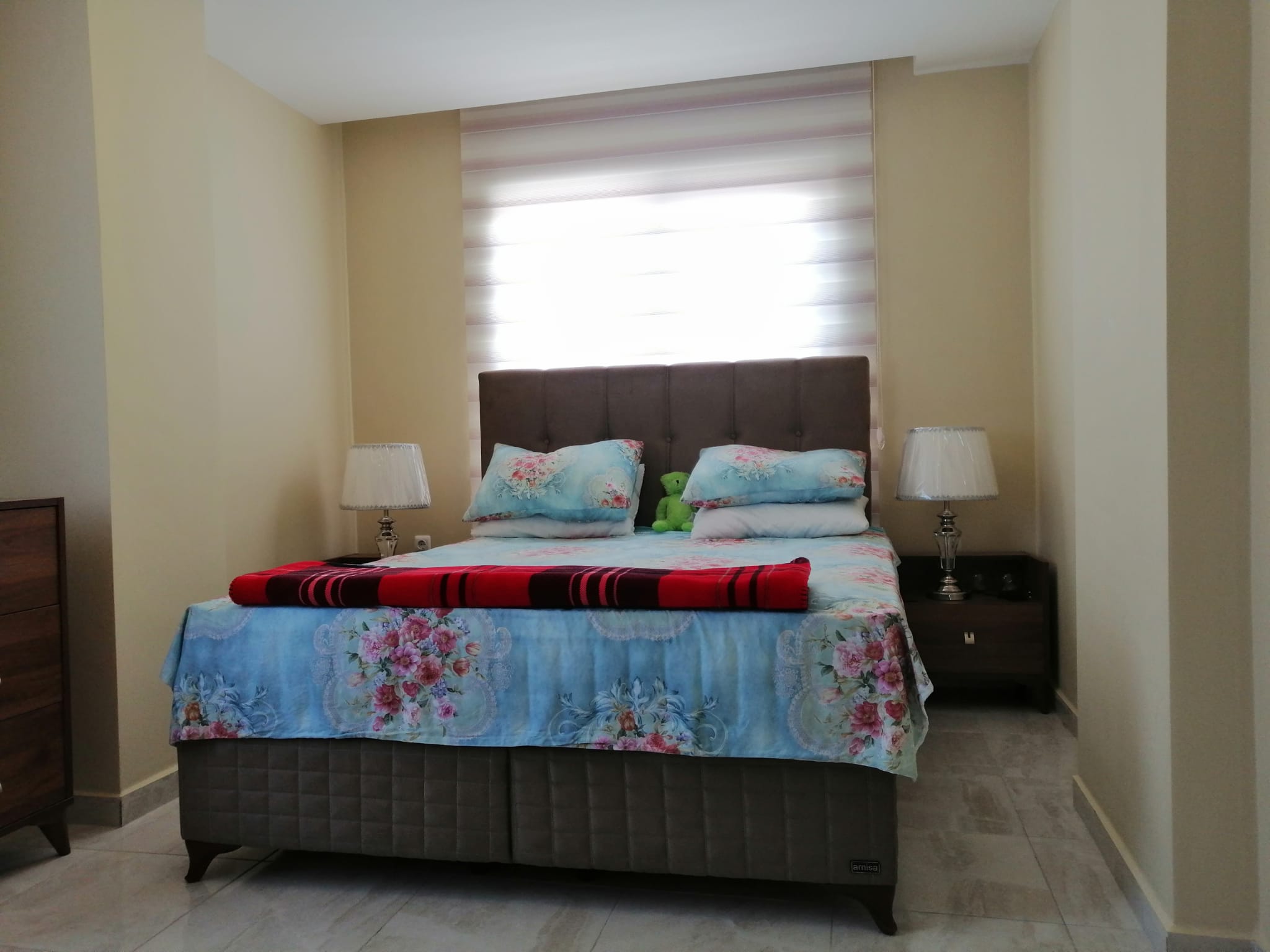 Двухуровневая квартира 3+1 с мебелью в районе пляжа Клеопатры, 130 м2. Центр. фото 17