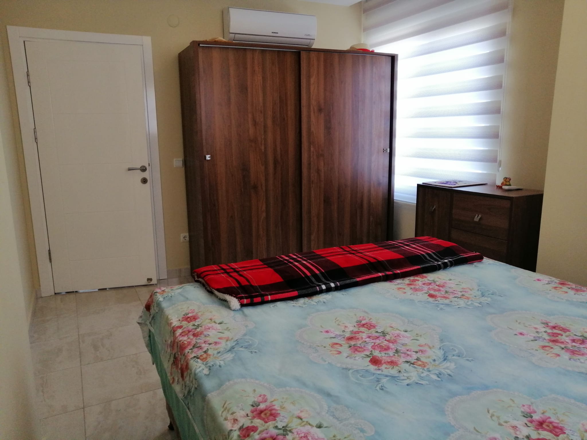 Двухуровневая квартира 3+1 с мебелью в районе пляжа Клеопатры, 130 м2. Центр. фото 27