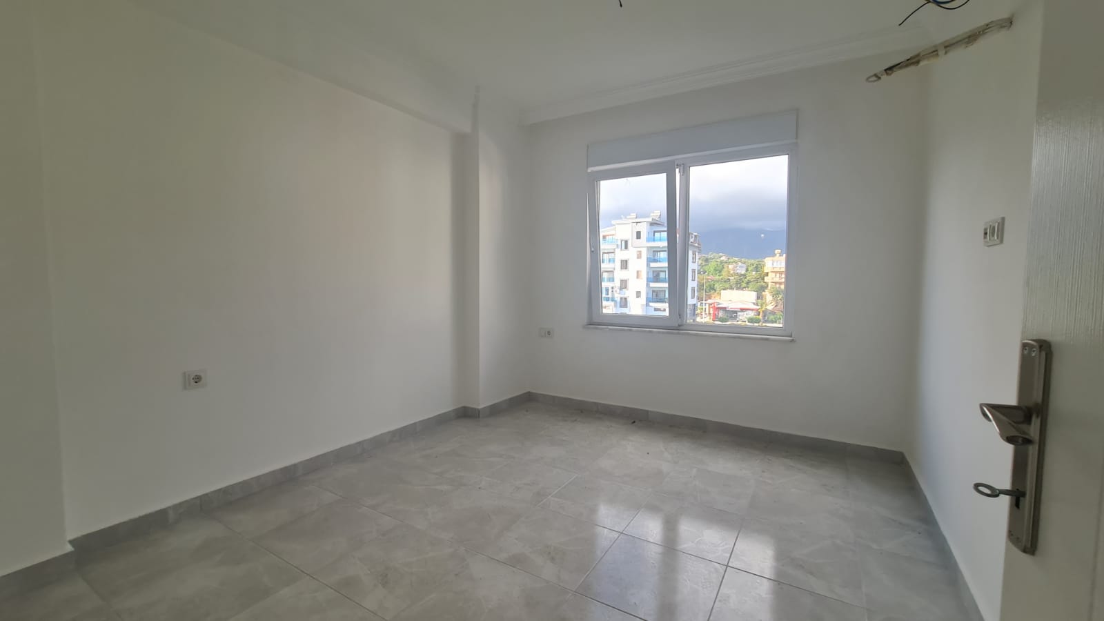 Квартира 1+1 в новом доме у моря в Кестеле, 55 м2. фото 12