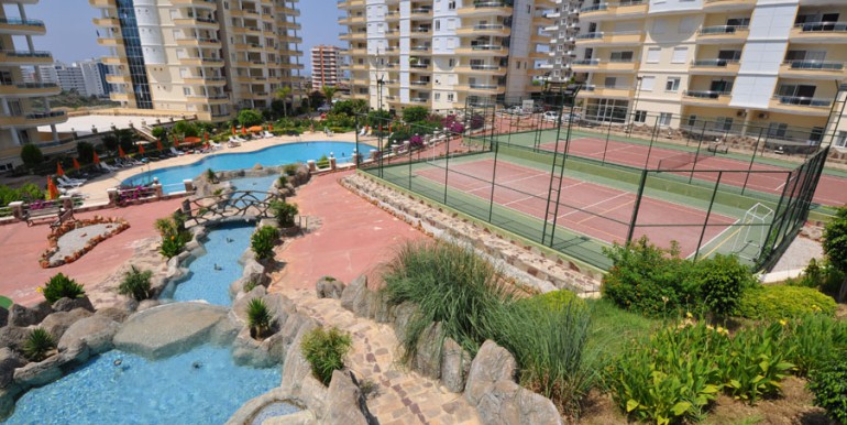 Spacious 4+1 duplex with sea and mountain views in Mahmutlar, 380 m2. фото 20