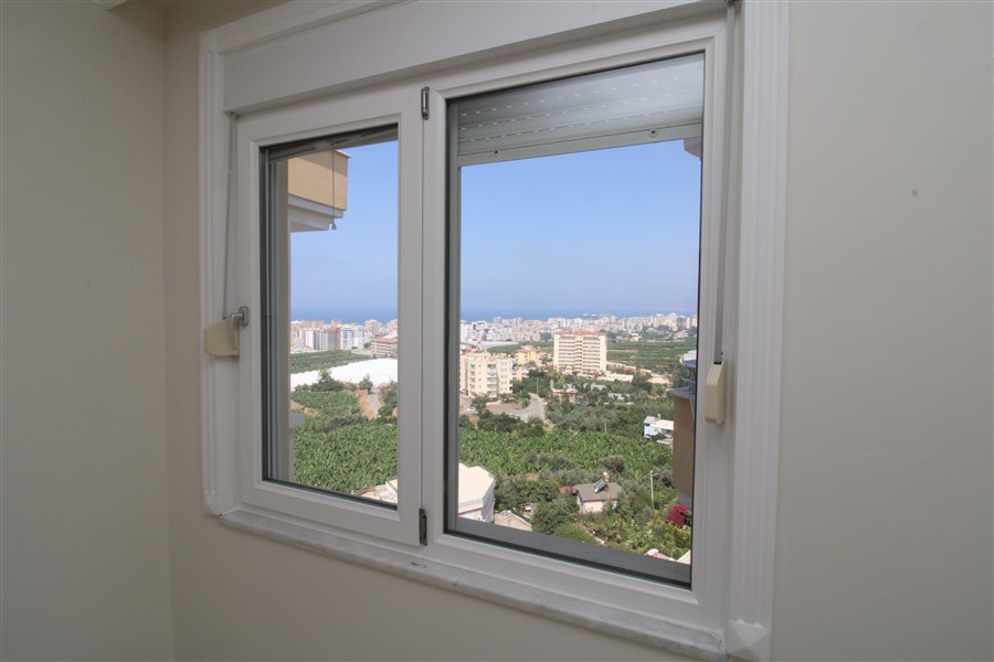 Spacious 4+1 duplex with sea and mountain views in Mahmutlar, 380 m2. фото 35