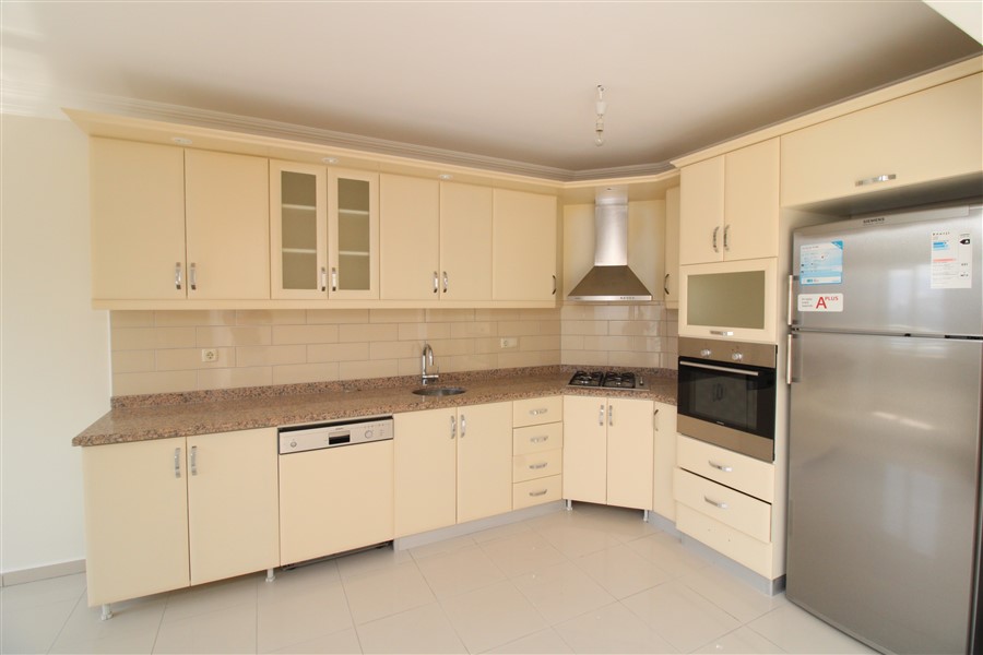 Spacious 4+1 duplex with sea and mountain views in Mahmutlar, 380 m2. фото 40