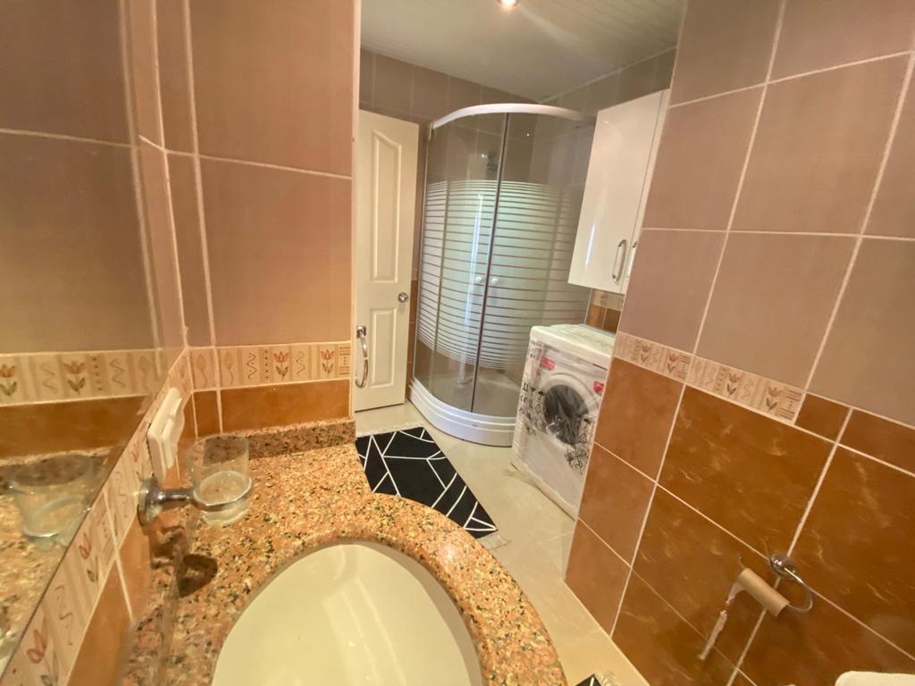 Apartment 2+1 within walking distance to the sea in Mahmutlar. 120 sq.m. фото 9