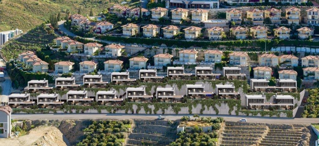 Complex of villas at the excavation stage in the green area of Kargicak, 210m2 фото 4